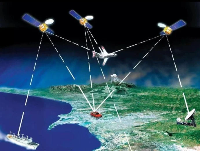 日本卫星测位利用推进中心预测,到2025年,仅在日本国内,将会催生2万4000亿日元(约1500亿元人民币)的“GPS市场”。 日本卫星测位利用推进中心预测,到2025年,仅在日本国内,将会催生2万4000亿日元(约1500亿元人民币)的“GPS市场”。