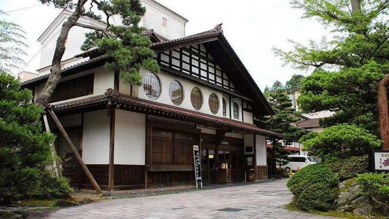 日本西山温泉庆云馆。 日本西山温泉庆云馆。