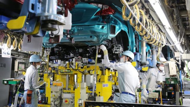 日本平成时代：从“卖掉东京买下整个美国”到“闷声发大财”