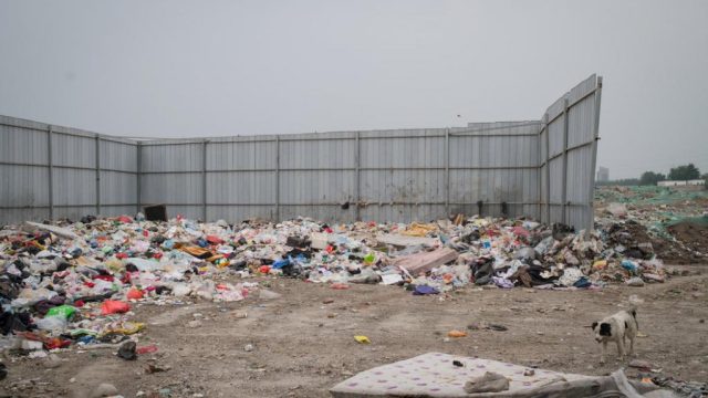 一年200万吨外卖垃圾：被塑料淹没的中国
