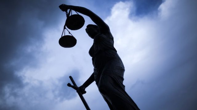 秦晖：舆论监督与“有错推定”