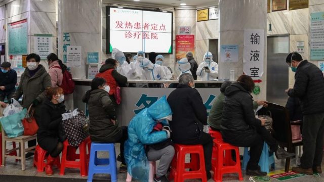 在“鬼城”武汉，被疫情颠覆的生活