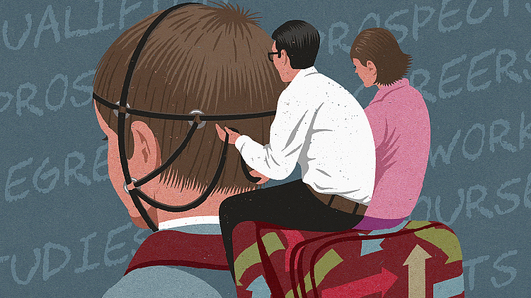 张雪峰的声嘶力竭 是一整个时代精神气质的外露